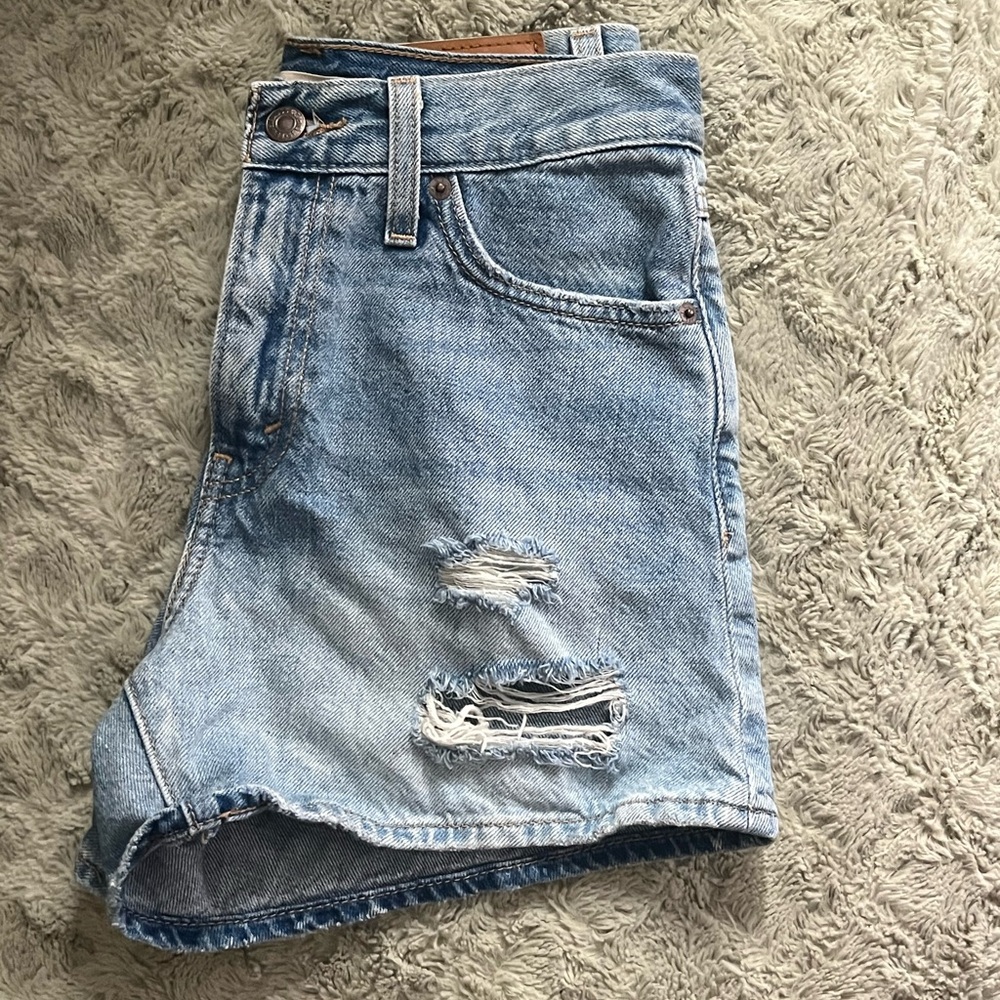 LEVIS Light Blue Denim Shorts